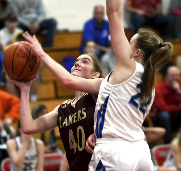 Senior Girls Team Up For Last Time Local Sports Starbeacon Com