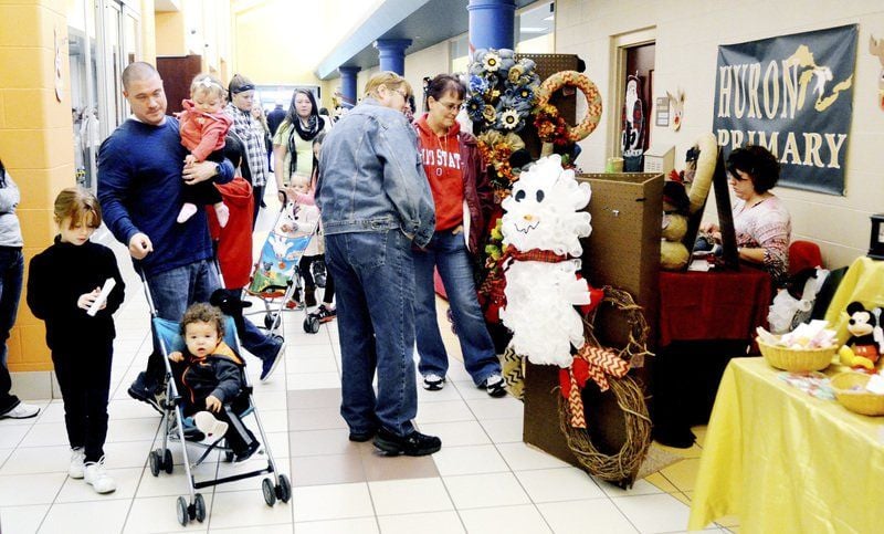 Holiday craft show season is underway in Ashtabula County | Local News