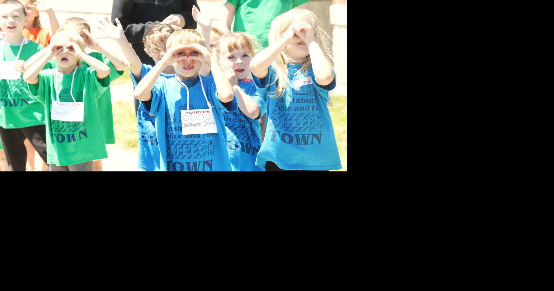 Safety Town celebrates final day at Lakeside Elementary Campus