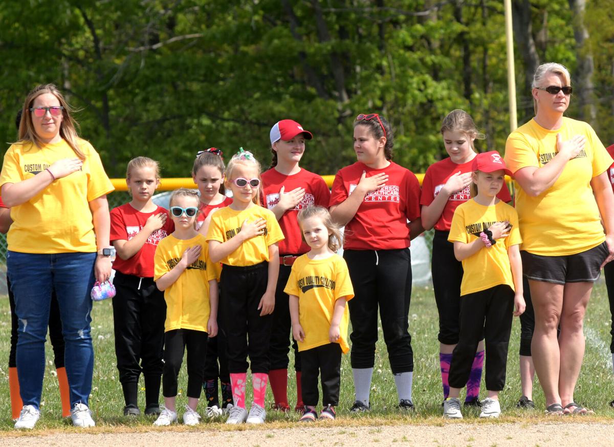 0516 former coach honored 5