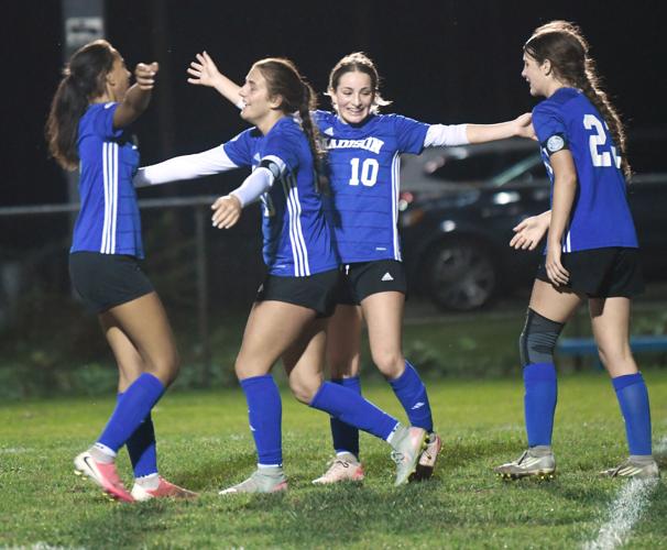 Blue Streaks getting ready for tournament after sharing CVC Lake girls ...