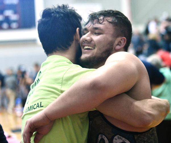 230306-sports-districtwrestling1