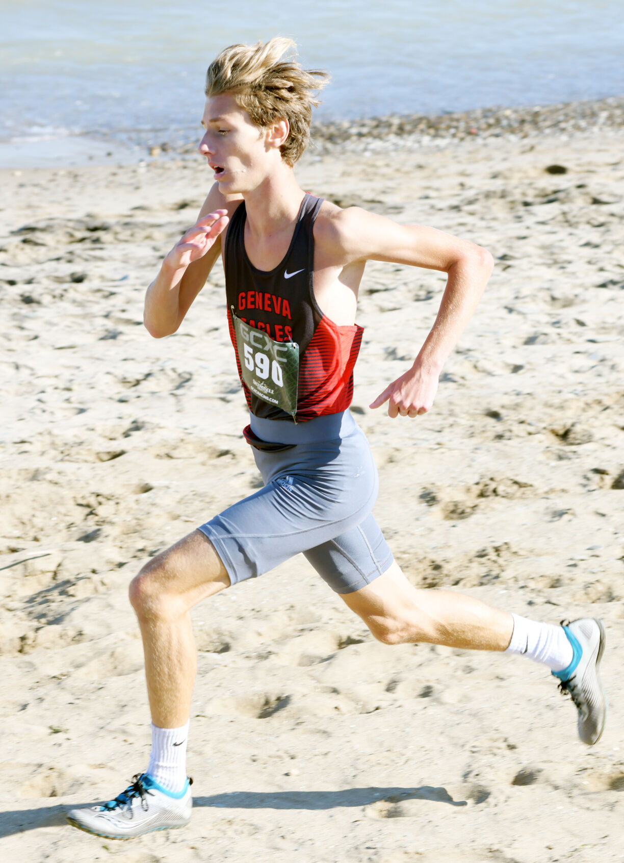boys cross country running shoes