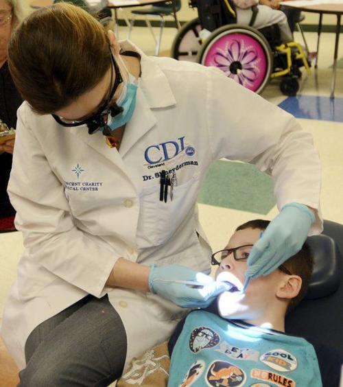 Mobile dental clinic serves more than 100 Ashtabula school children
