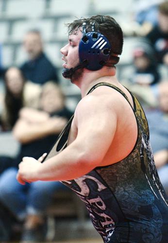 230306-sports-districtwrestling6