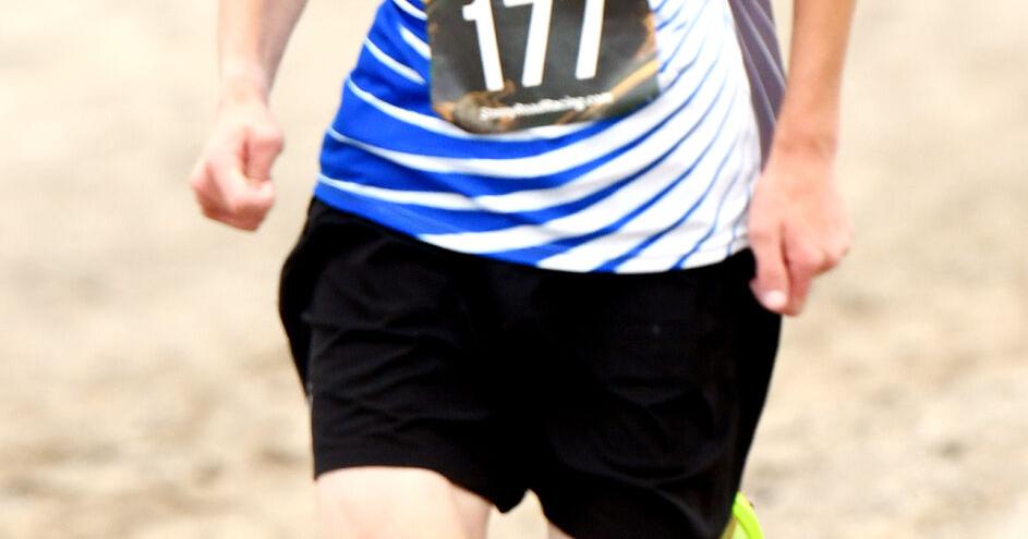 GV's Steimle takes first in boys War on the Shore race