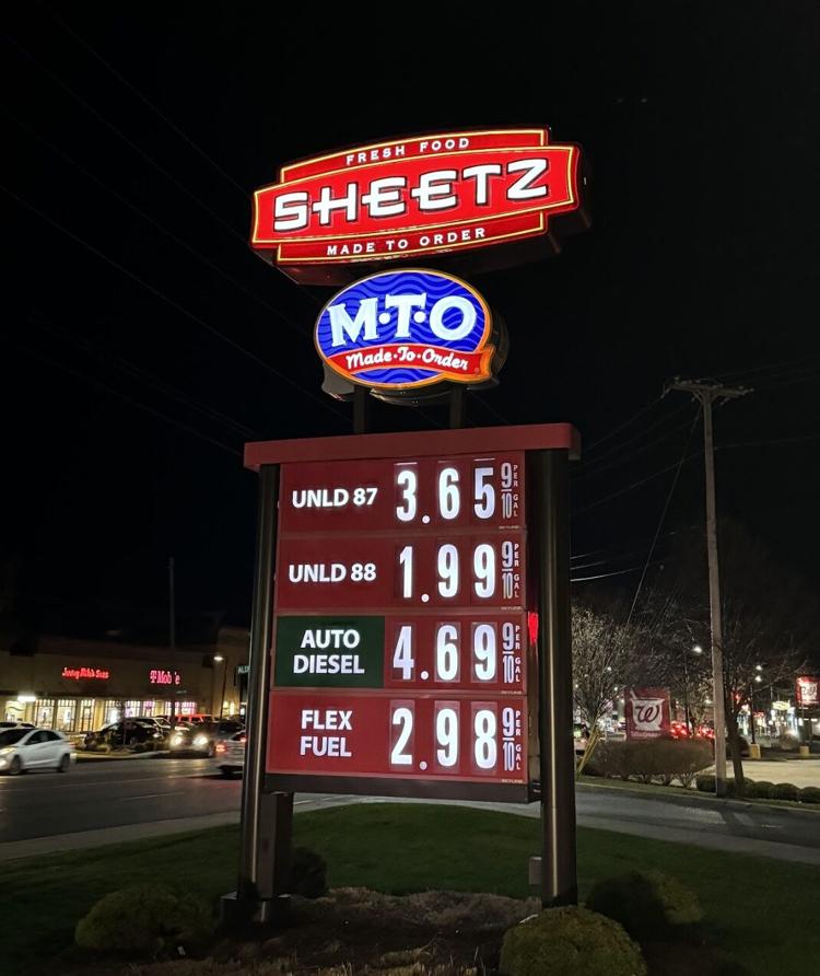 Sheetz slashes unleaded 88 gas prices to 1.99/gallon for the holiday