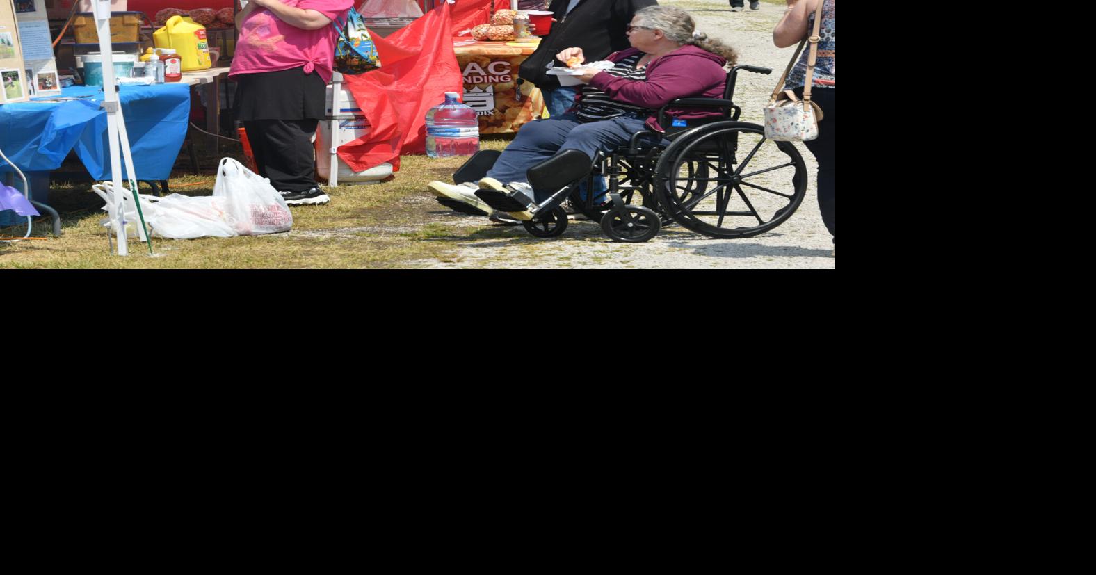 Strawberry festival draws hundreds to Jefferson depot News