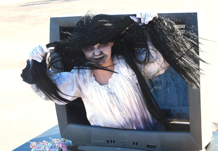 Dealership welcomes families for Halloween fun | News | starbeacon.com