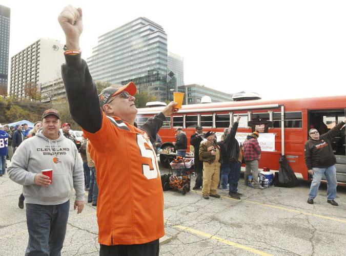 Ashtabula group tailgating at every Cleveland Browns game, Local News