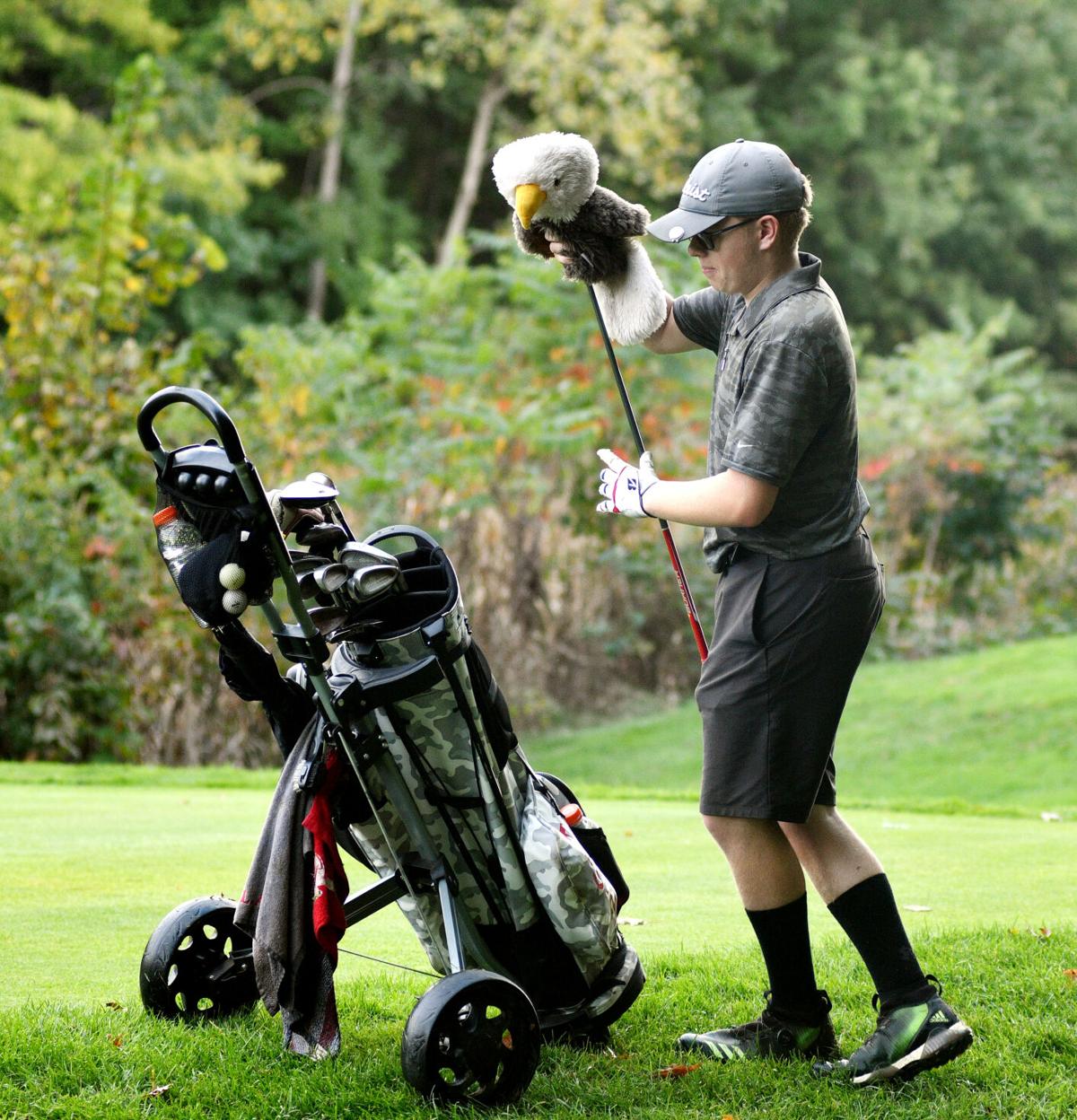 1005 sectional golf 10
