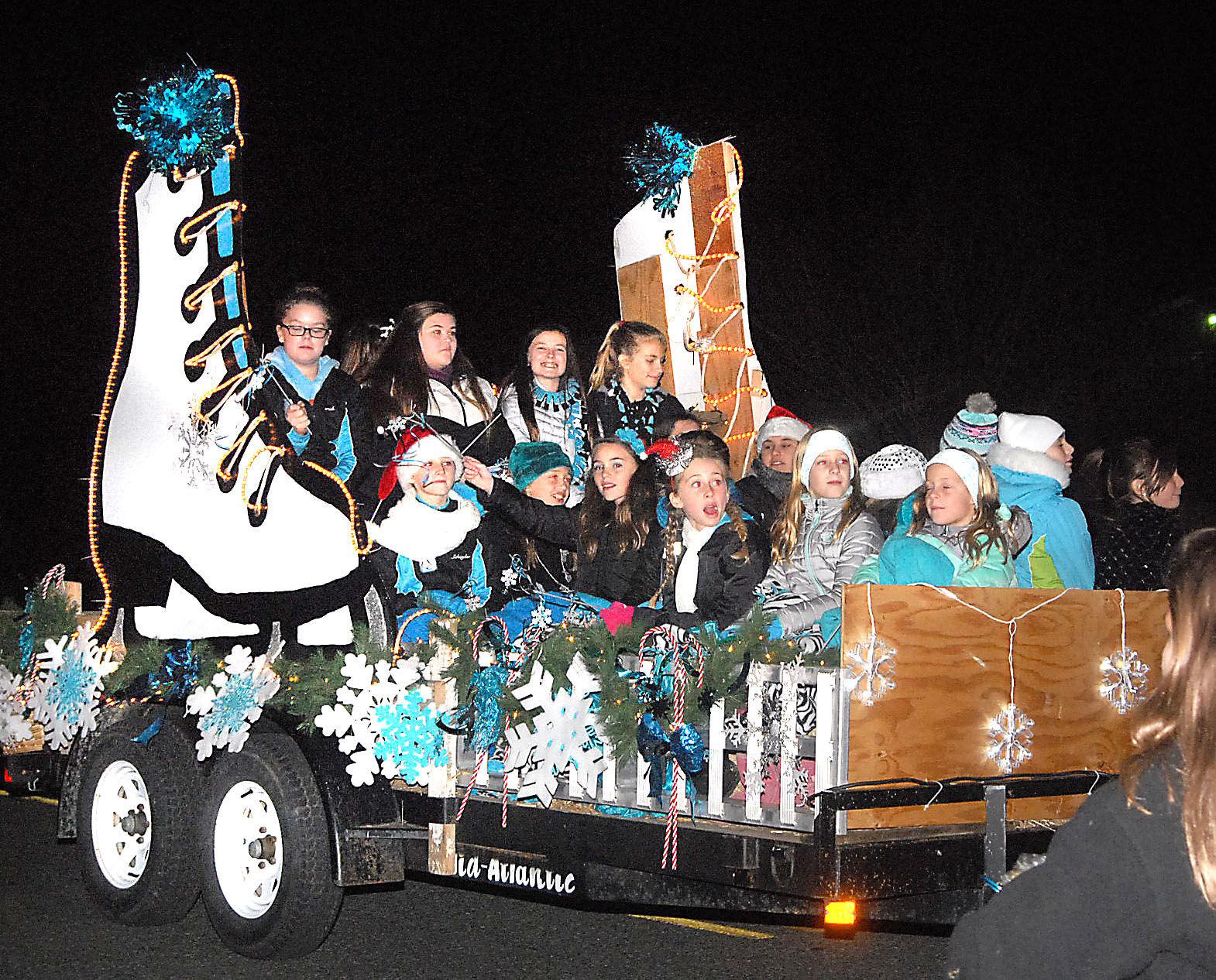 Spirits bright at Easton holiday parade