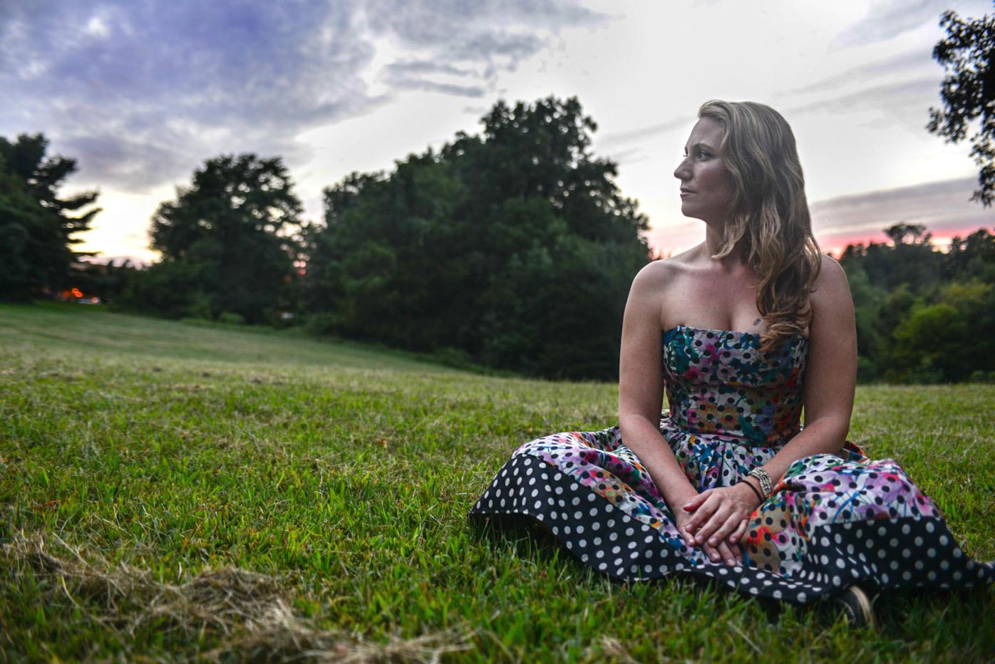Victoria Vox Elizabeth And The Catapult Set For Stoltz Music Stardem Com