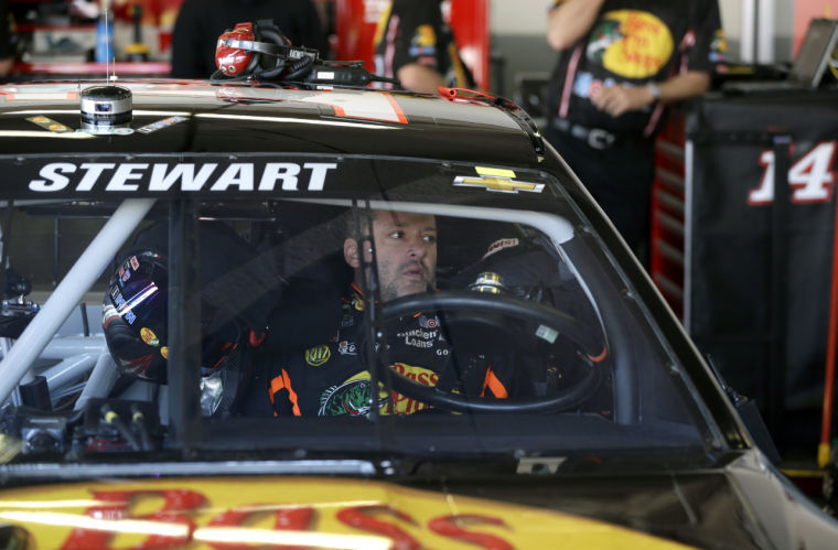 Daytona 500 Practice | NASCAR | Dustin Holt | Stardem.com