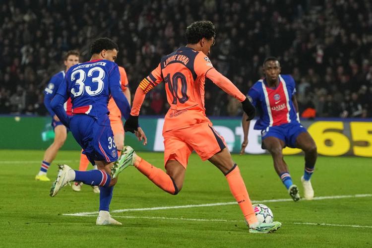 PSG's late show earns 4-2 win against Barcelona in Champions ...