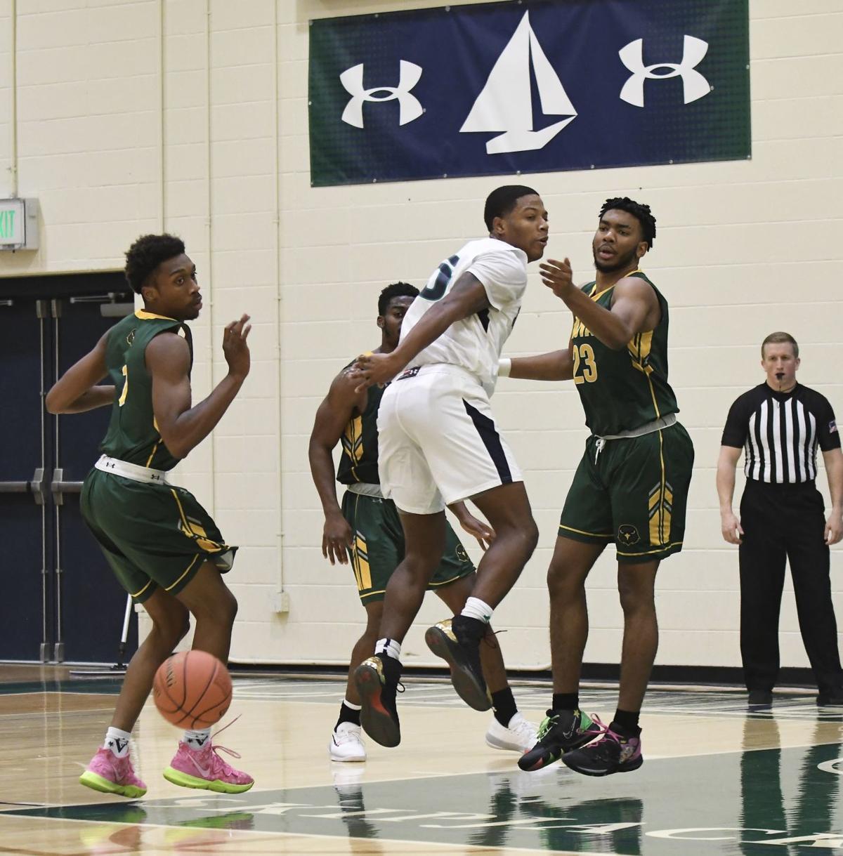 Chesapeake Uses 7 2 Run To Hold Off Nighthawks Colleges