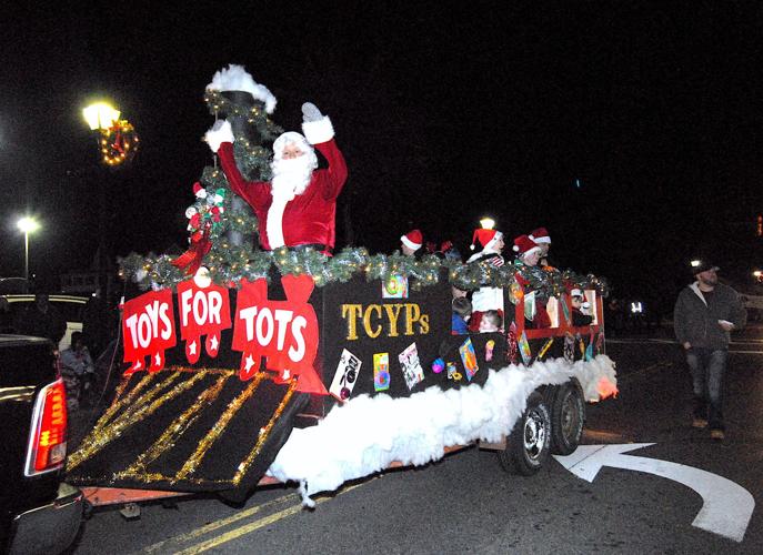 Easton holiday parade warms the streets Local