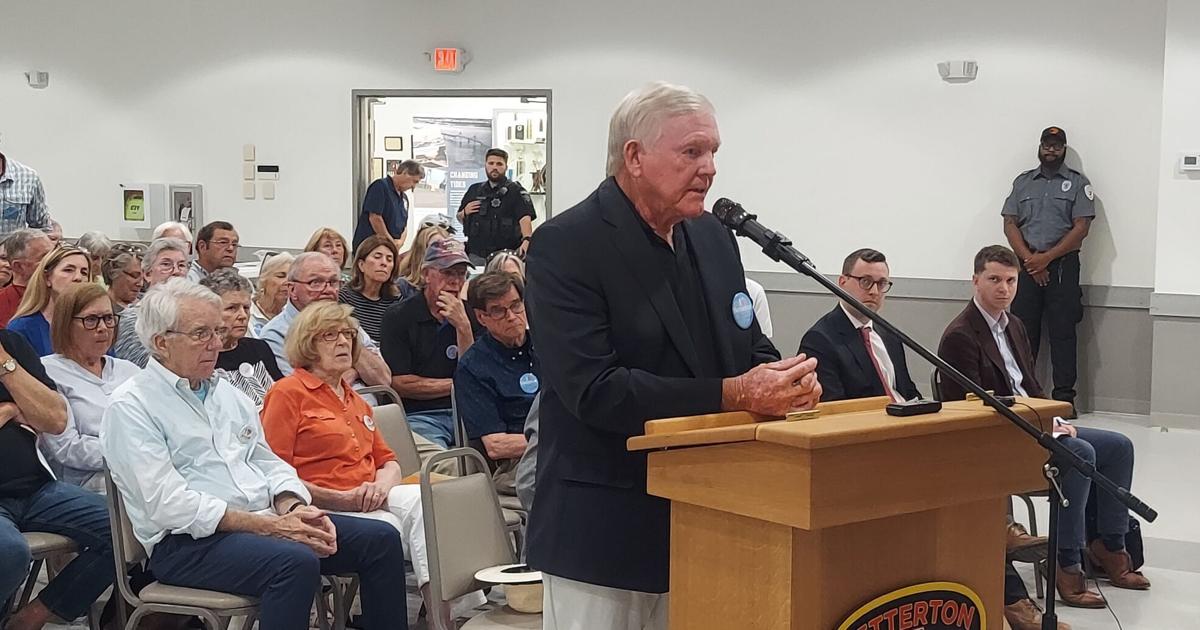 'Tying the hands of a very small town': Residents, officials criticize Betterton solar project