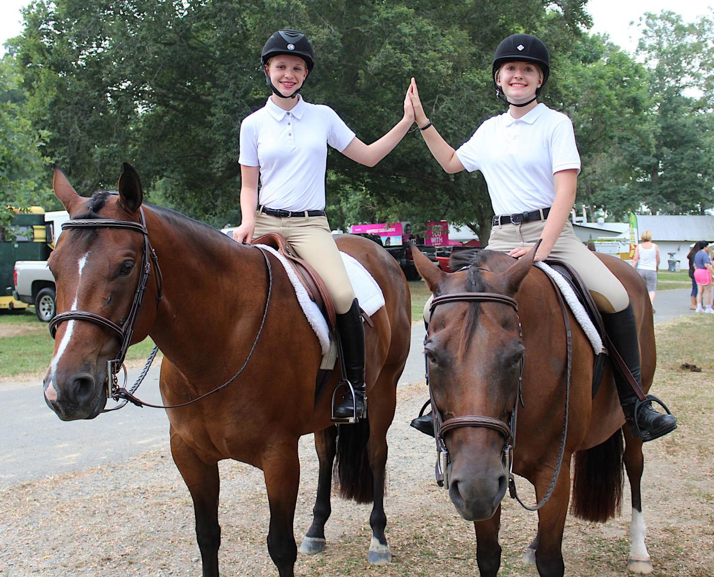 Gannon, Eader and Fehrenbacher lead standings at English Horse Show