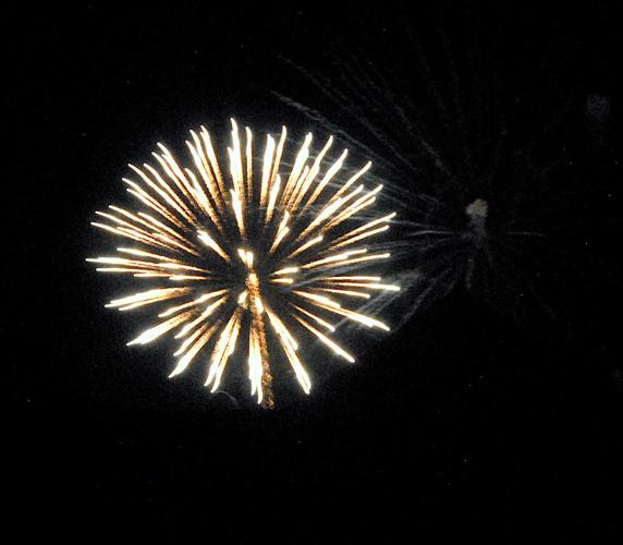 Easton fireworks celebrate fourth Local