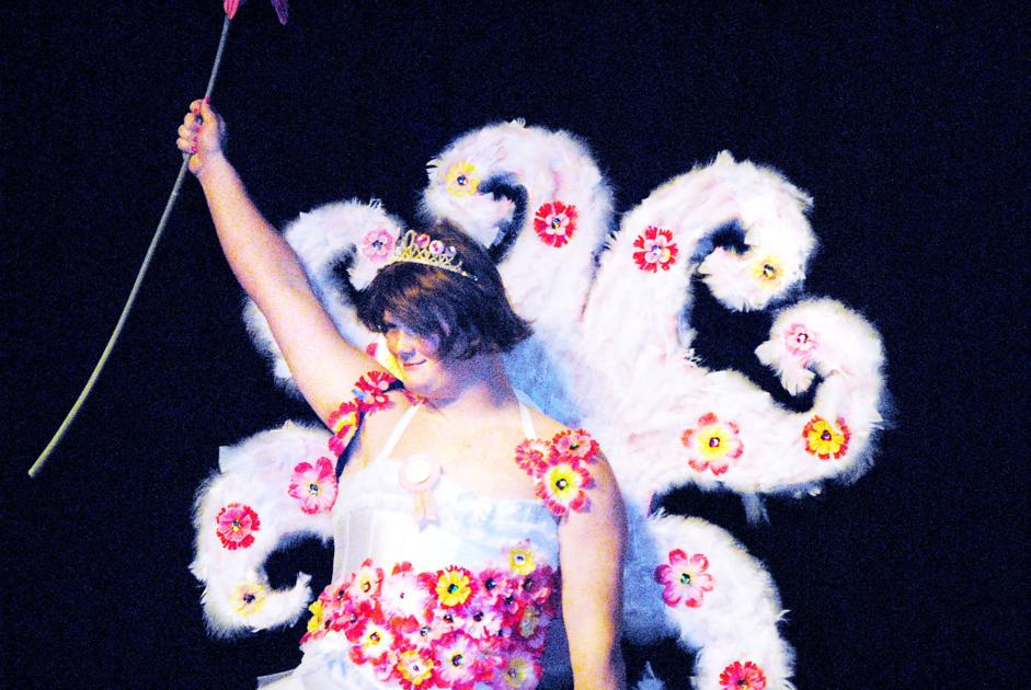 Womanless Beauty Pageant Photos Stardem womanless-beauty-pageant-photos-stardem