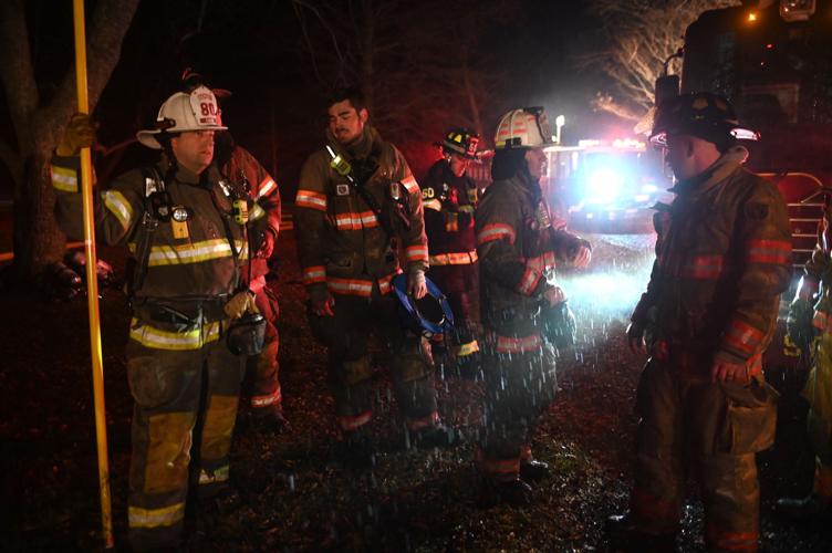 Fire destroys Royal Oak waterfront estate; 73 firefighters battle blaze ...