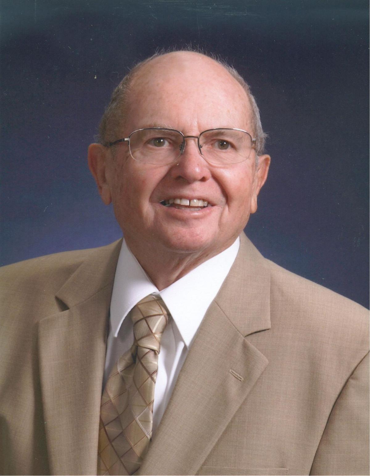 Glenn A. Smith Obituaries