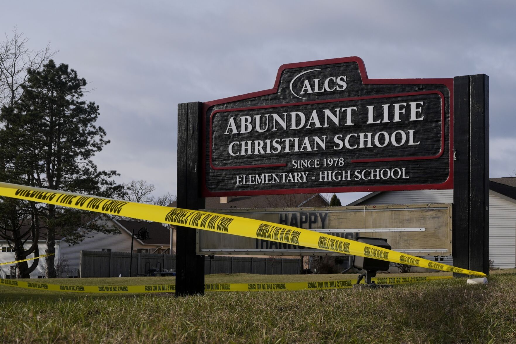 AP PHOTOS: Students Reunite With Parents After Wisconsin School ...