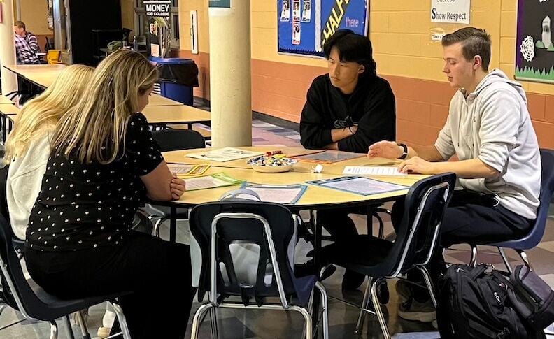Mystery solved at Kent Island High Math Night | Local | stardem.com