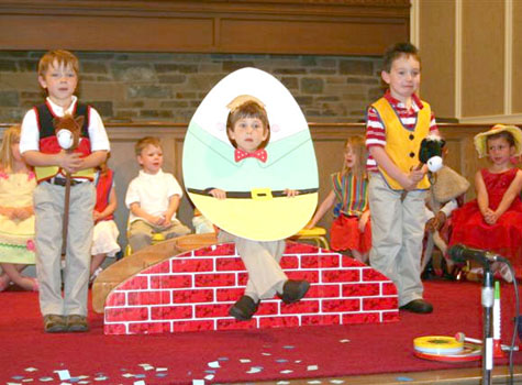 The Kinder Garden Holds Annual Graduation Life Stardem Com