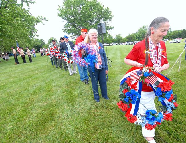Veterans cemetery marks Memorial Day | Spotlight | stardem.com
