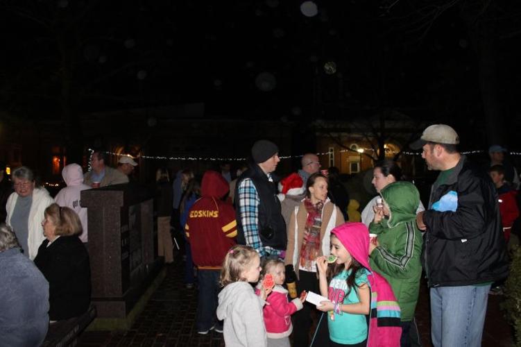 Centreville Christmas Tree Lighting Featured