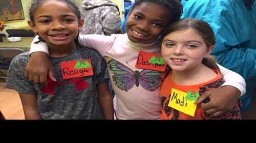 St Michaels Community Center Hosts Thanksgiving Dinner Life Stardem Com