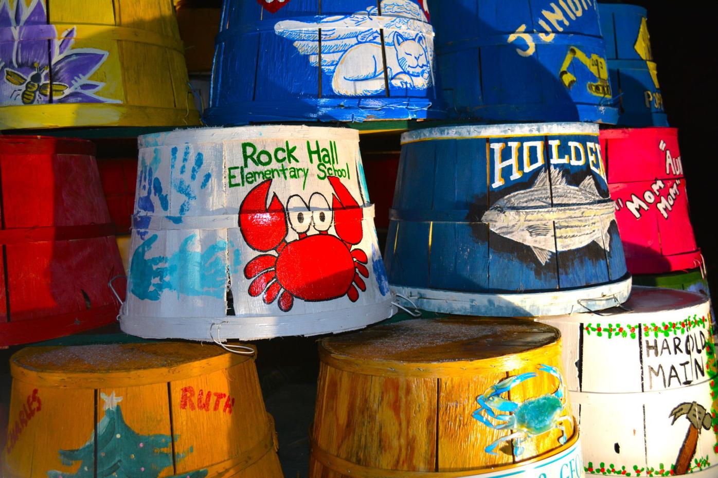 Crab basket Christmas display Community