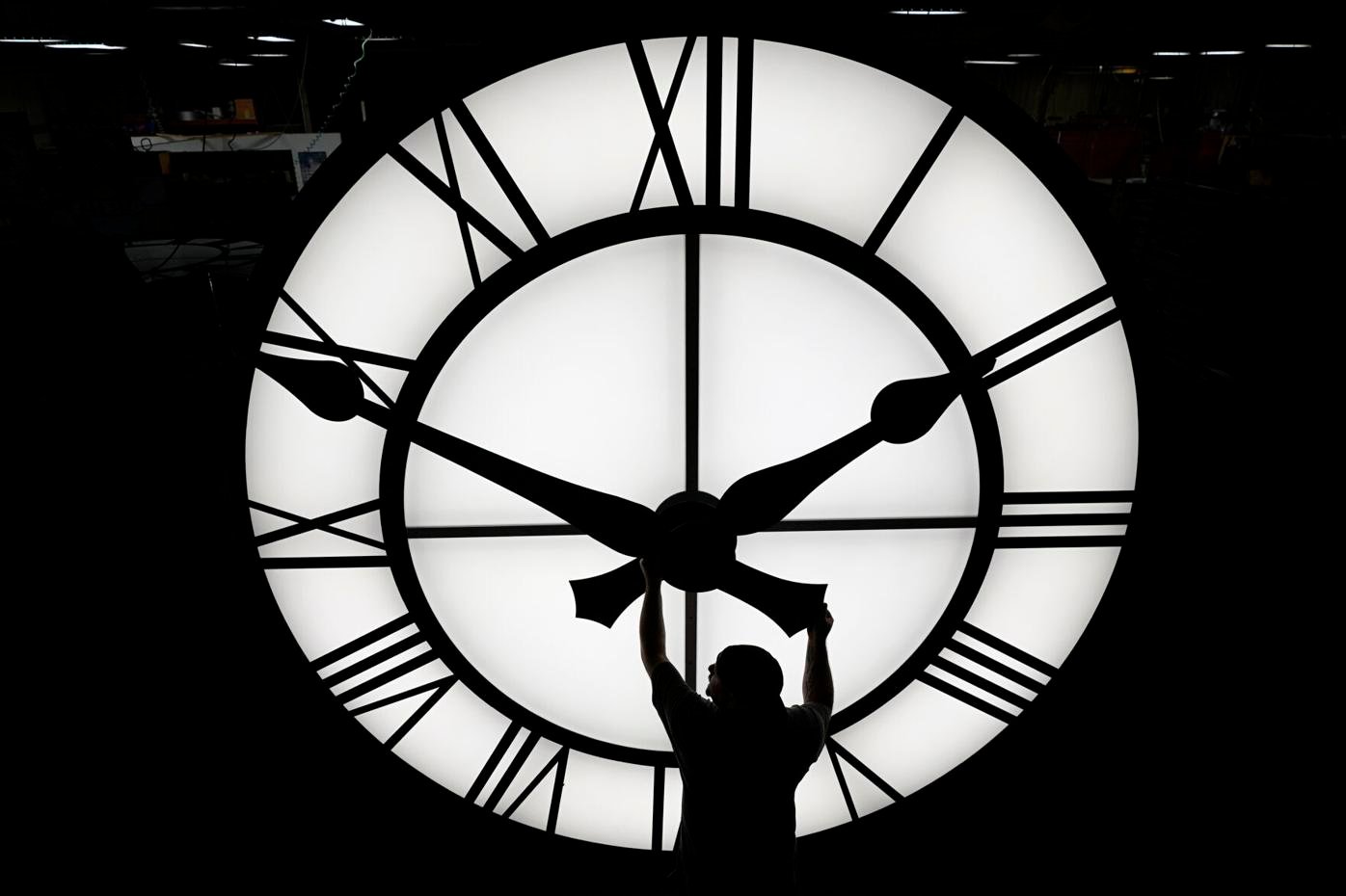 Time Shift: Renewed push aims to end clock changes, make Daylight Saving  Time permanent, National
