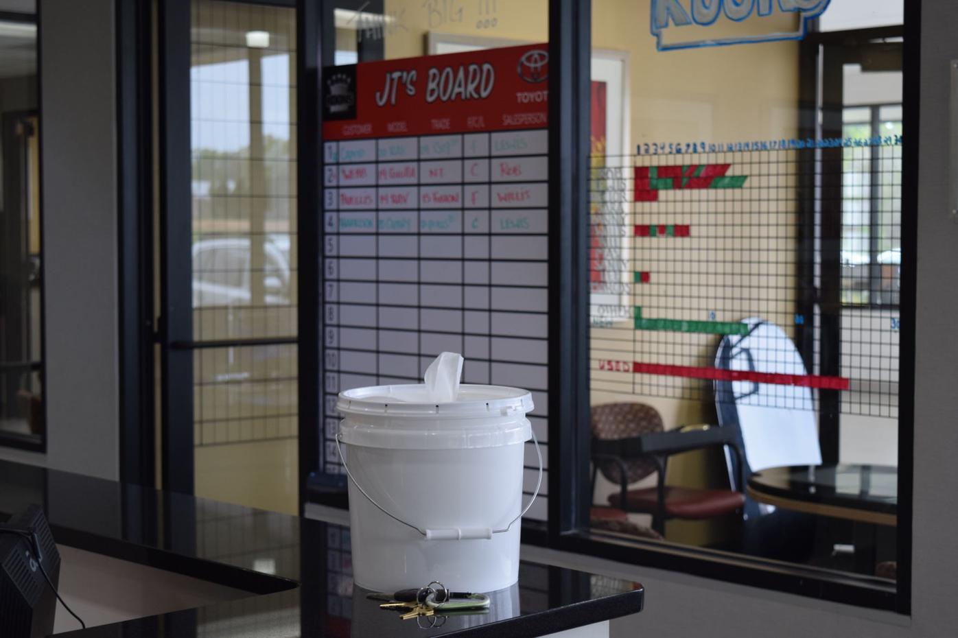 Pandemic forcing car dealerships to adapt sales and ...