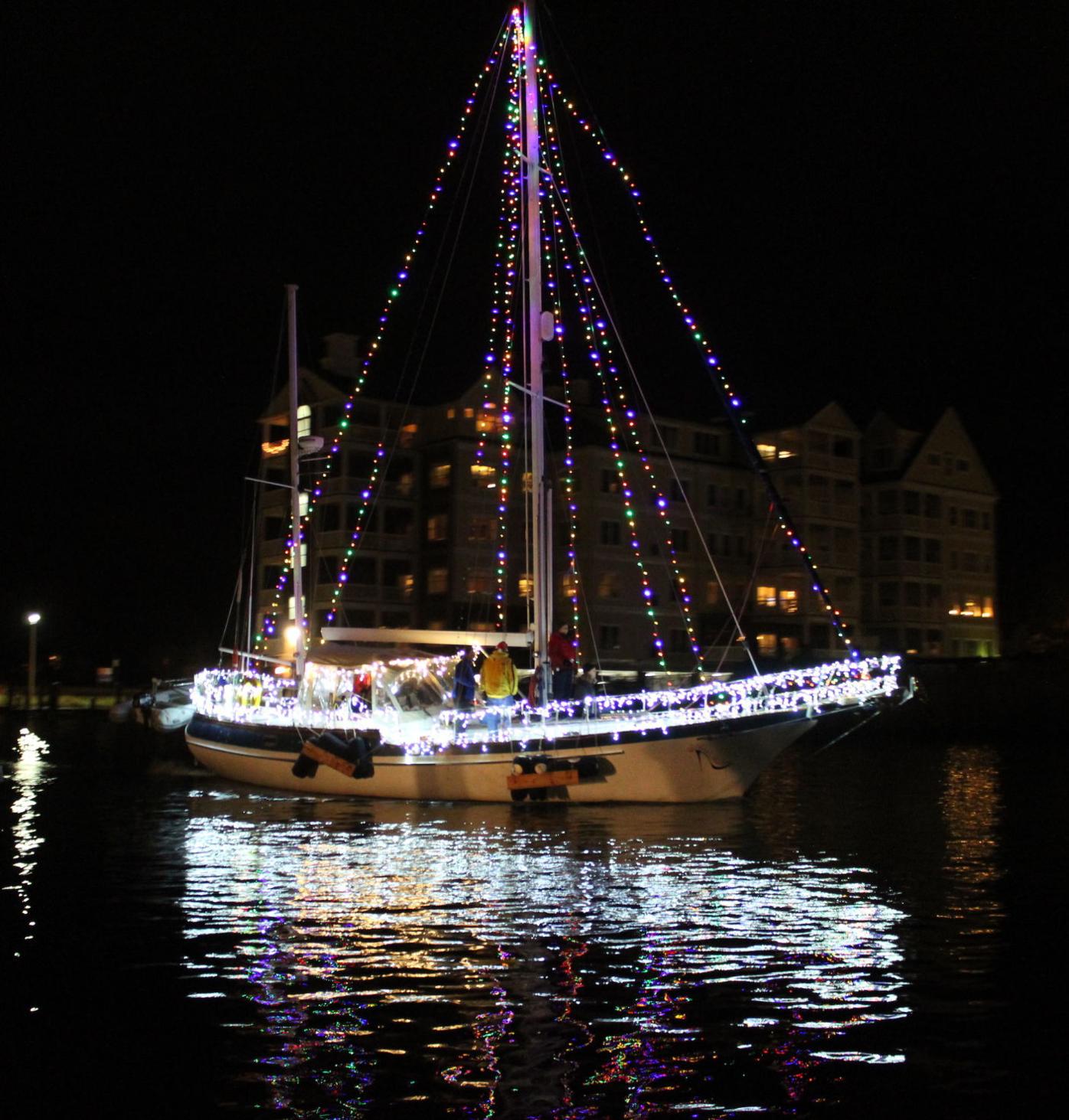 Christmas boat parade sails in Choptank | Local | stardem.com