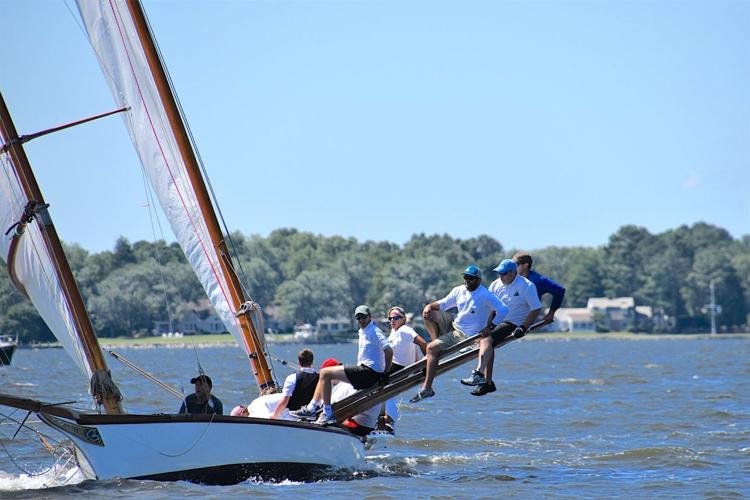 Log Canoe Races CBMM to offer charters for watching log canoe racing | Life | stardem.com