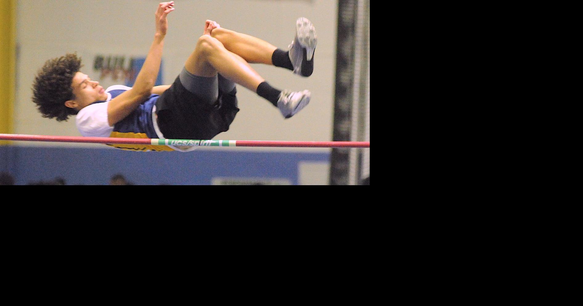 Vikings win title after scare