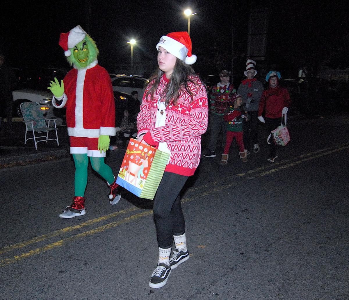 Easton holiday parade warms the streets