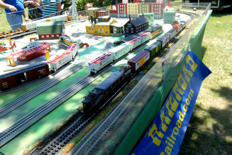 The 34th annual Ridgely Strawberry Festival Photos