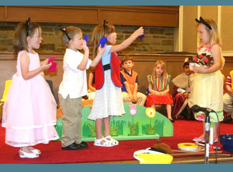 The Kinder Garden Holds Annual Graduation Life Stardem Com