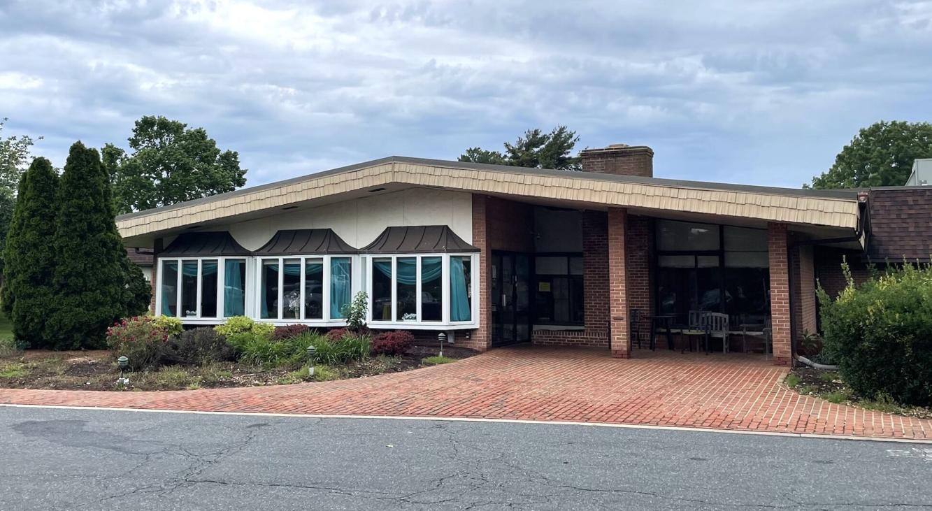 Nursing home staff walks out, citing bad conditions for patients