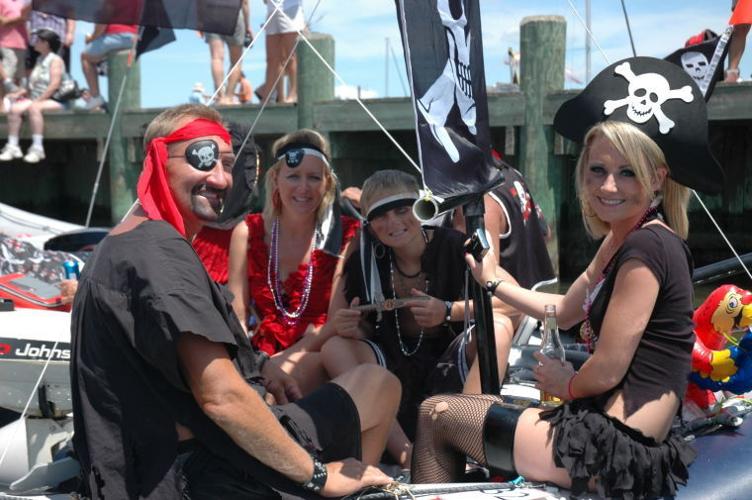 Pirates and Wenches Fantasy Weekend set in Rock Hall Arts