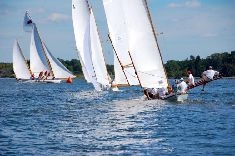 Watch log canoe races aboard Winnie Estelle | Arts | stardem.com