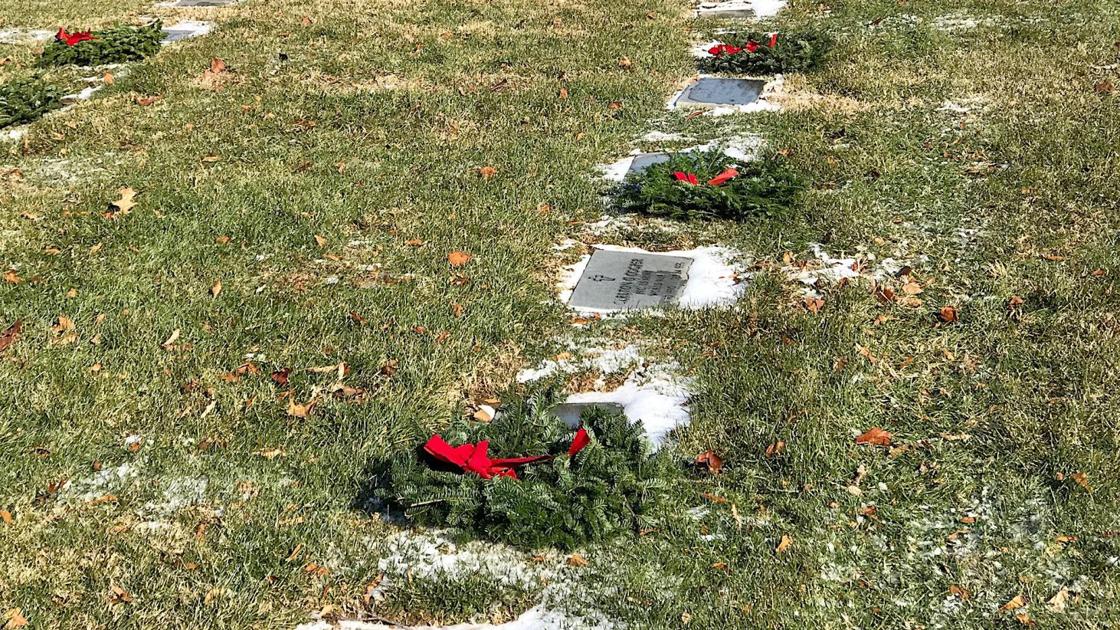 Wreath Campaign Honors Veterans Veteran S Day Stardem Com