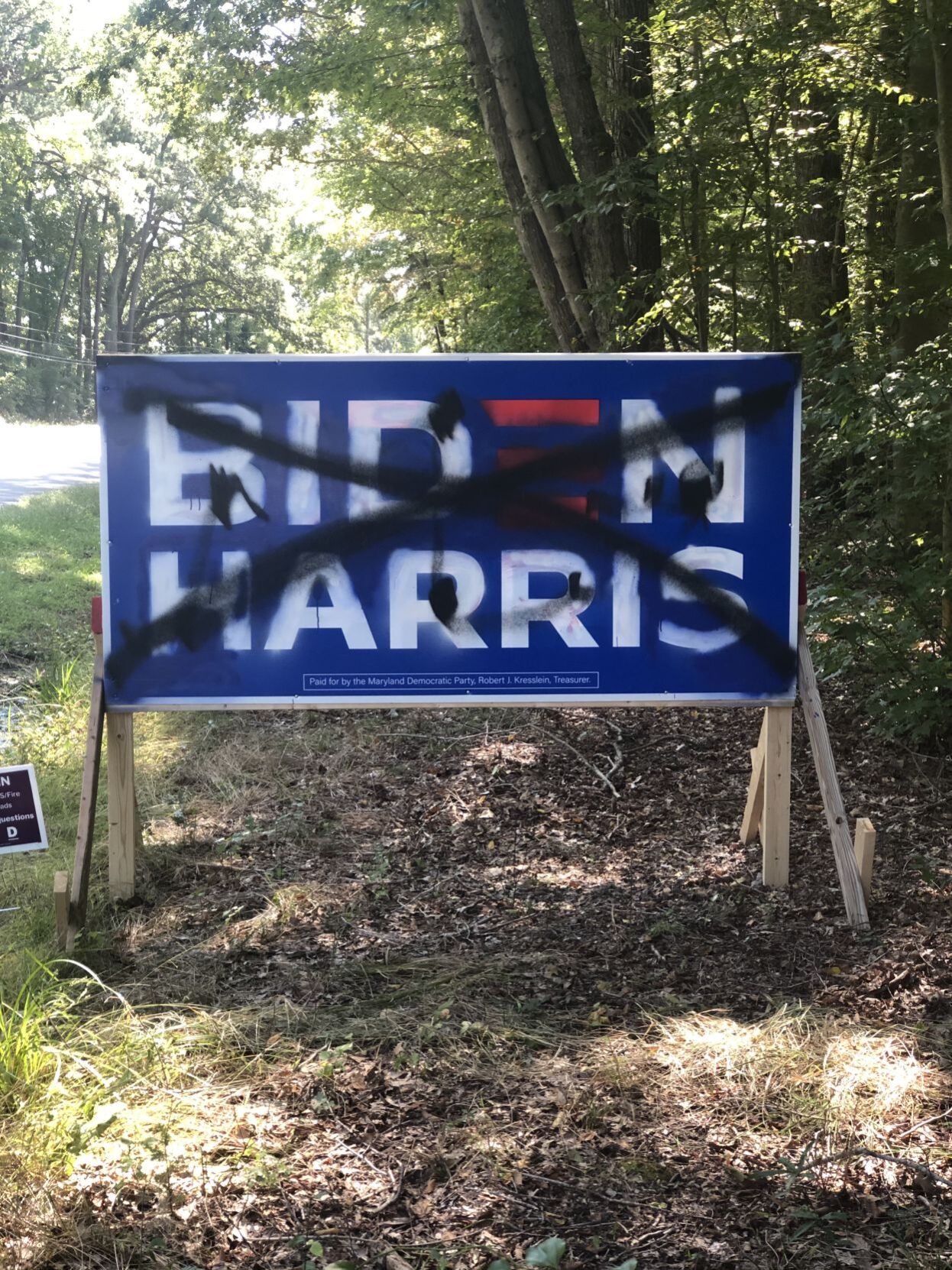 Signs of times: Trump, Biden signs stolen, damaged, vandalized | Local