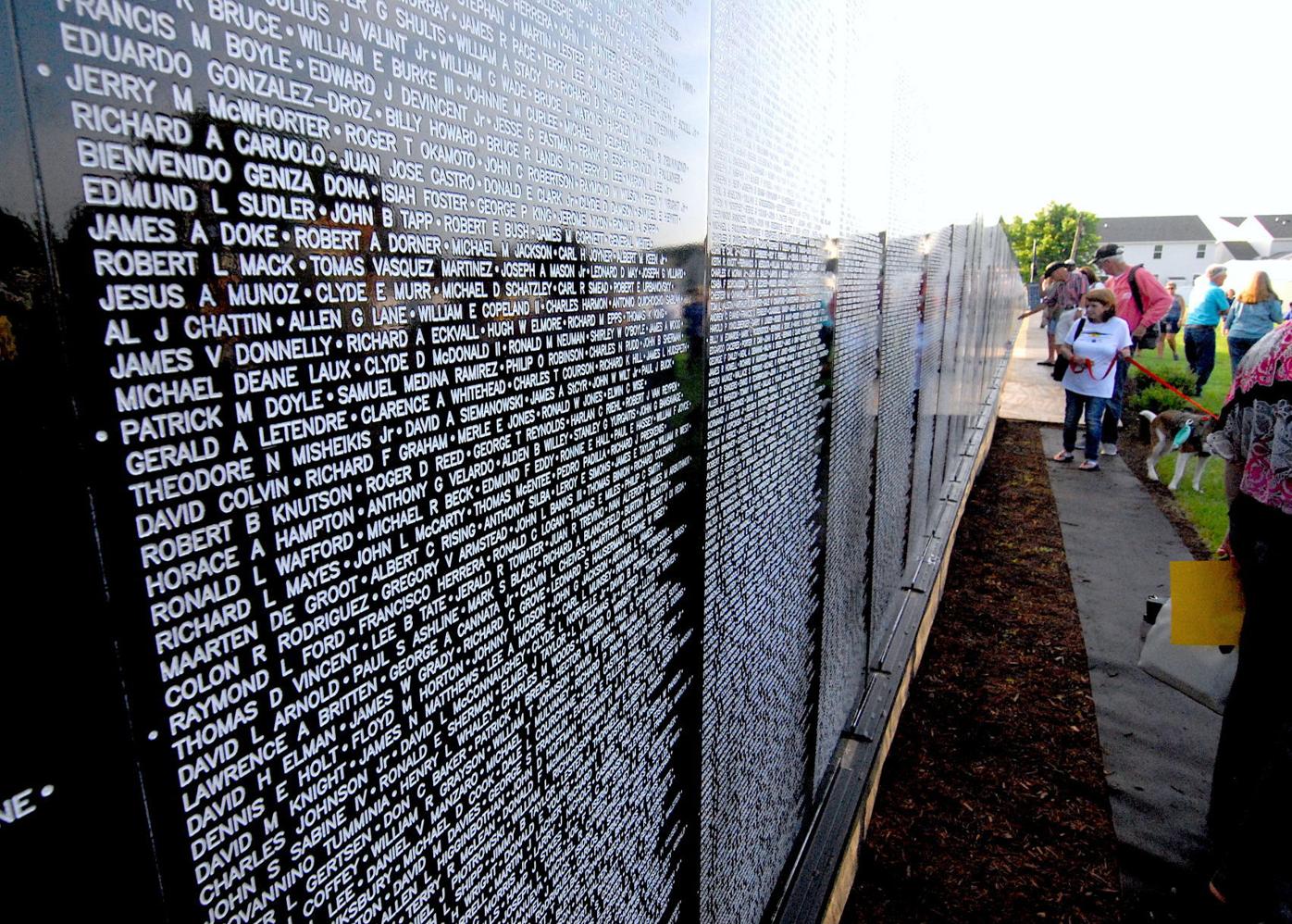 Looking back at the Vietnam Wall | Local | stardem.com