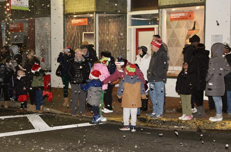 Easton holiday parade