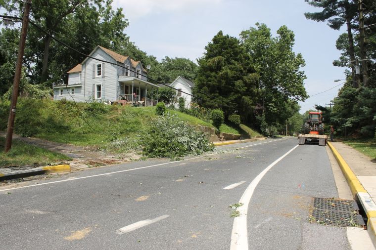 Thunderstorm damage in Centreville Photos